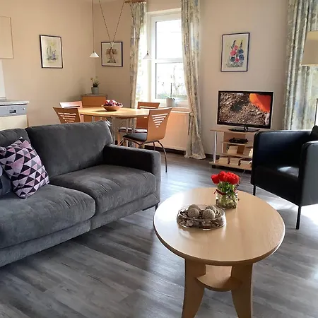 Am Seeufer 26c Eg Rechts *